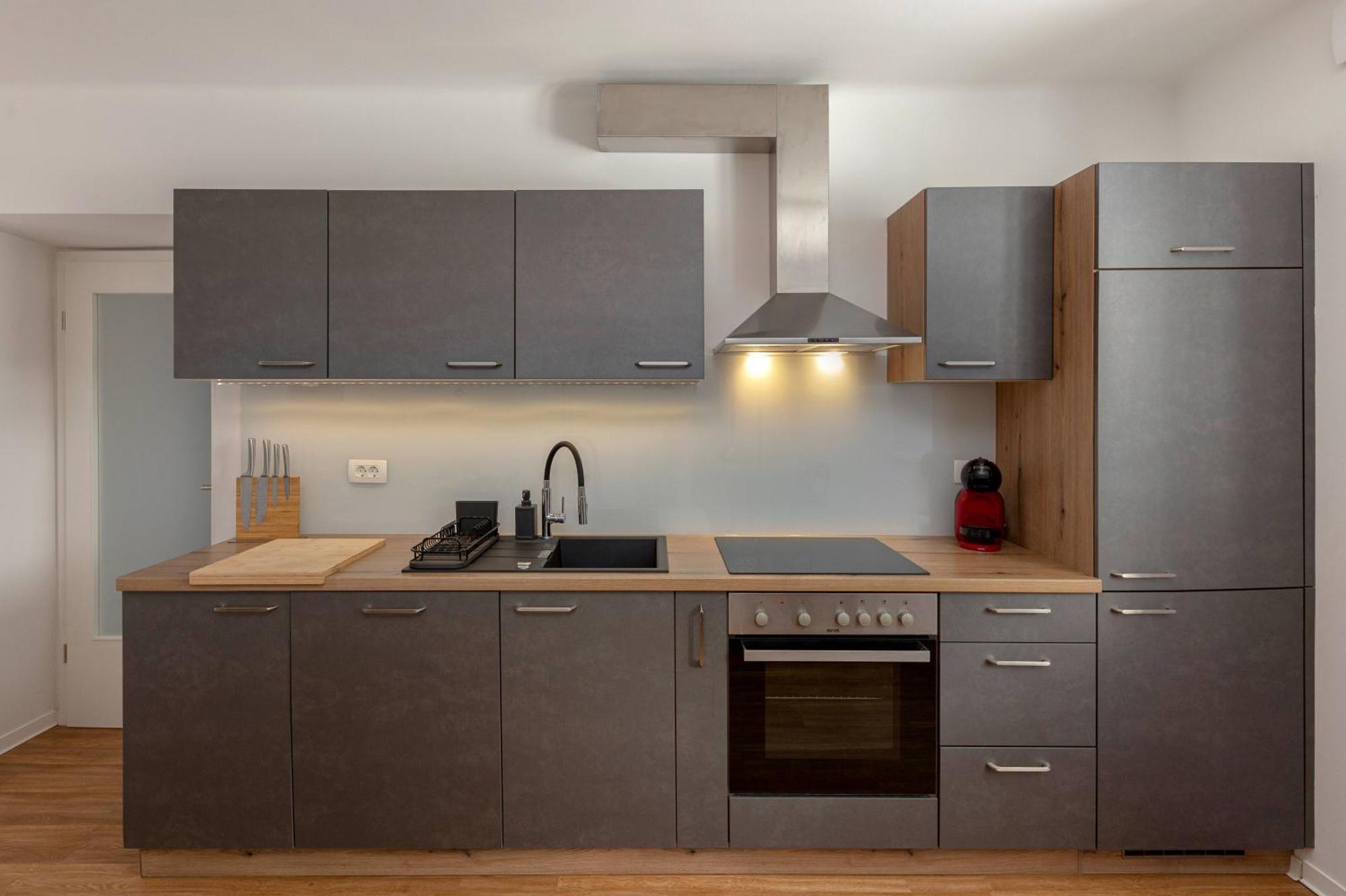 Apartments Grahek ลูบลิยานา ภายนอก รูปภาพ